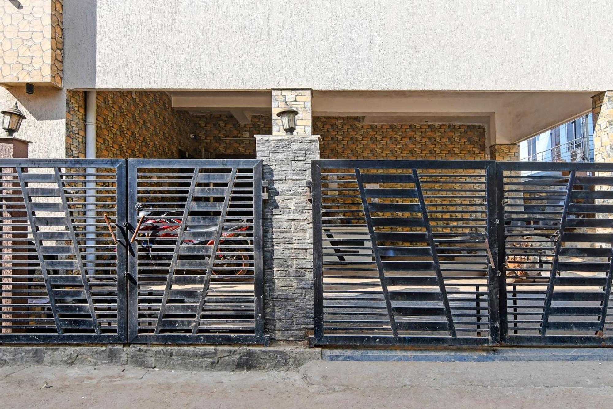 Vaccinated Staff- OYO 42361 Home BM-X Khandagiri Exterior foto